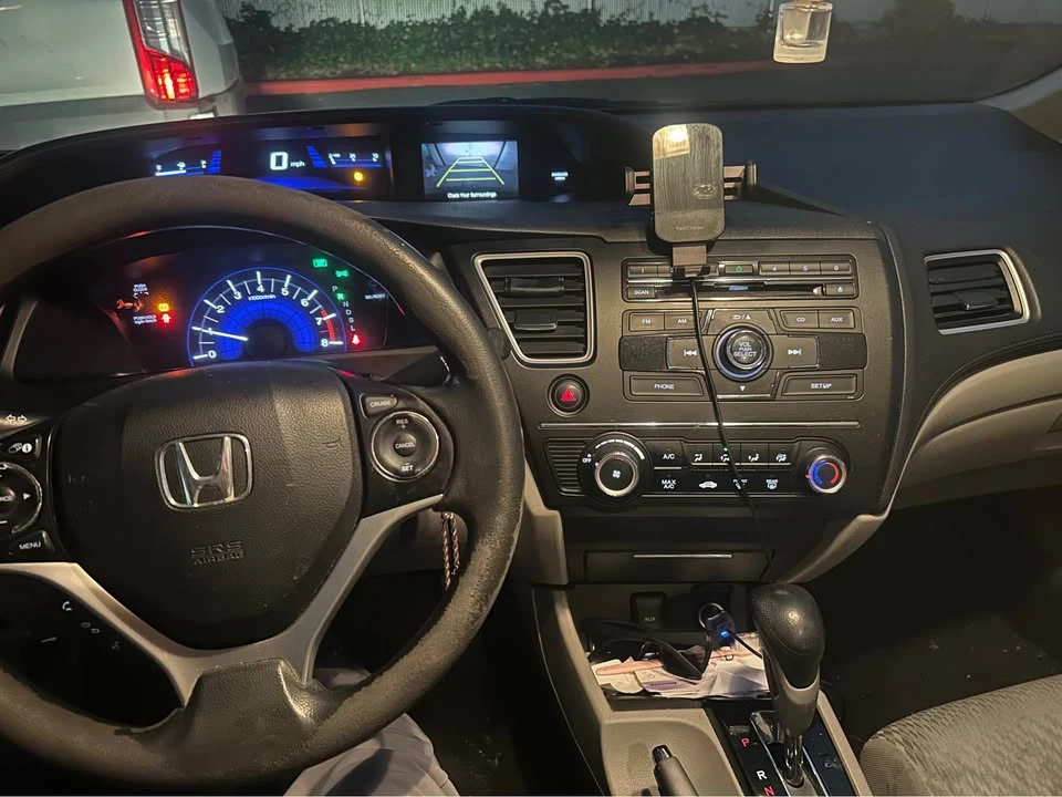 2015 Honda Civic 9th Gen - Image 6 of 16