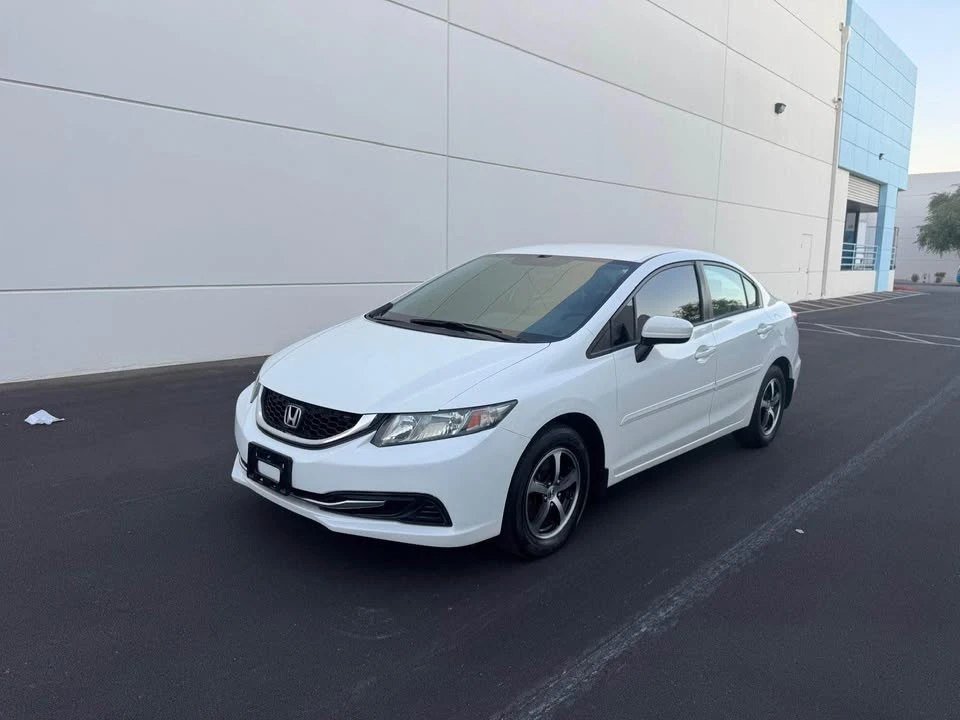 2015 Honda Civic 9th Gen - Image 3 of 11