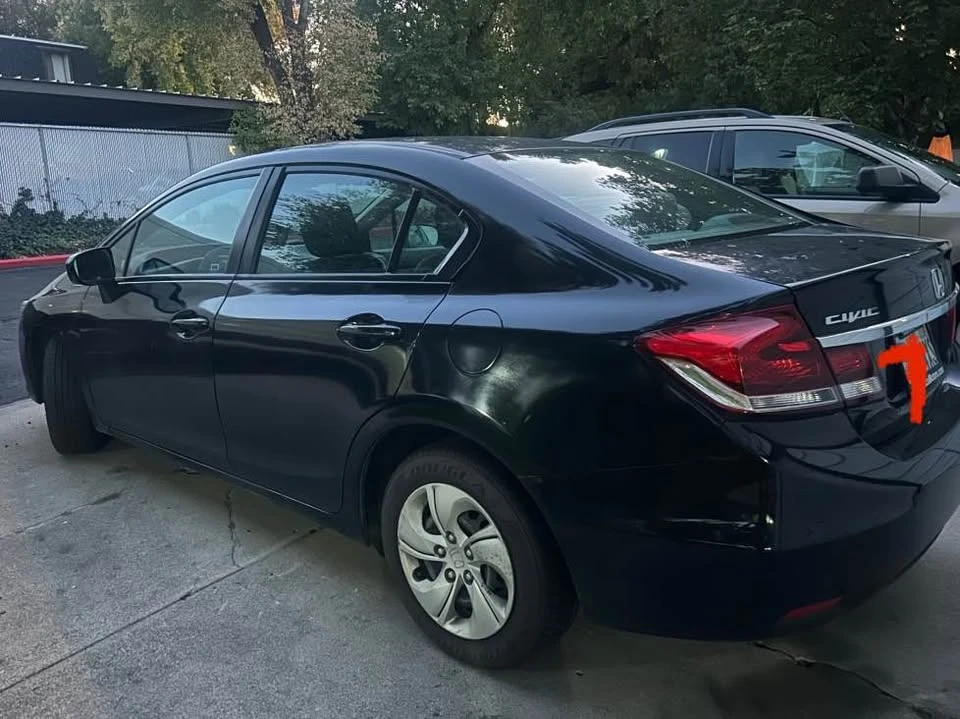 2015 Honda Civic 9th Gen - Image 3 of 16