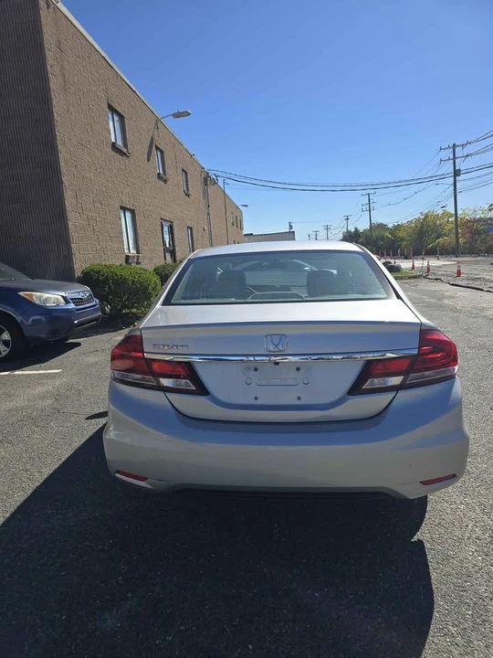 2015 Honda Civic 9th Gen - Image 8 of 19