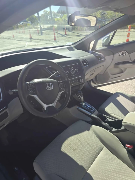 2015 Honda Civic 9th Gen - Image 17 of 19