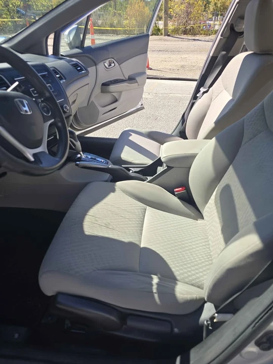 2015 Honda Civic 9th Gen - Image 14 of 19