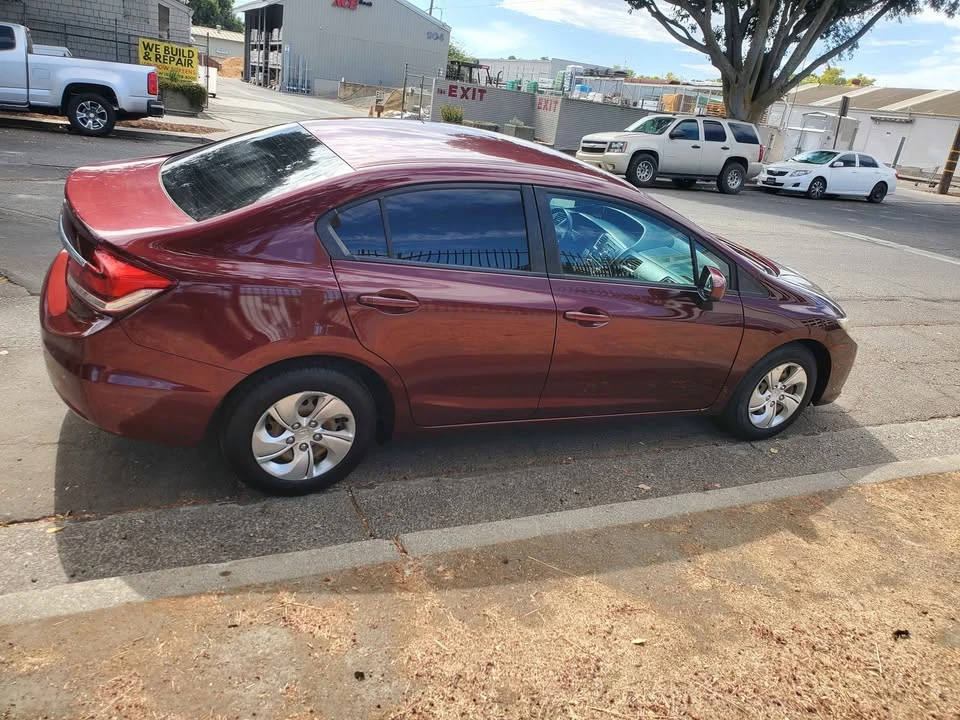 2015 Honda Civic 9th Gen - Image 16 of 17