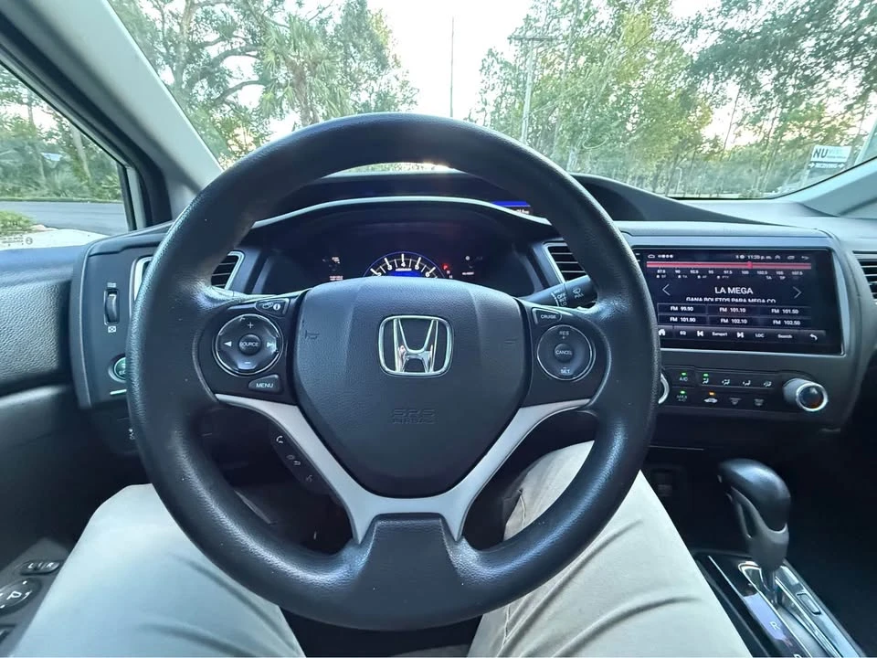 2015 Honda Civic 9th Gen - Image 11 of 14