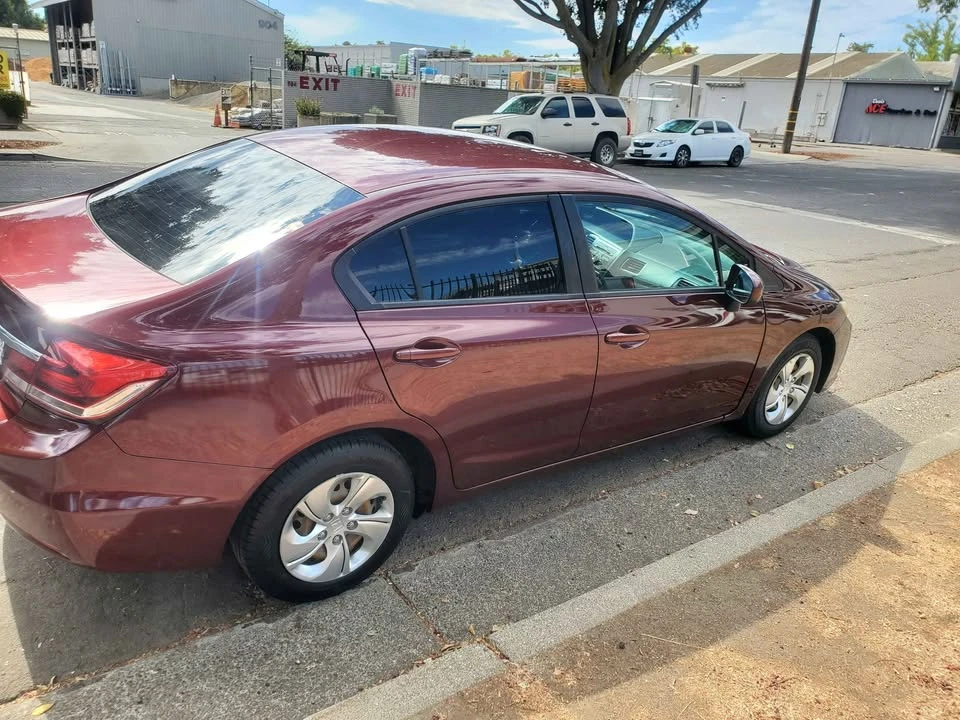 2015 Honda Civic 9th Gen - Image 14 of 17