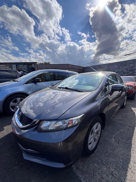 2015 Honda Civic 9th Gen - Image 5 of 6
