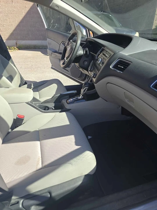 2015 Honda Civic 9th Gen - Image 18 of 19