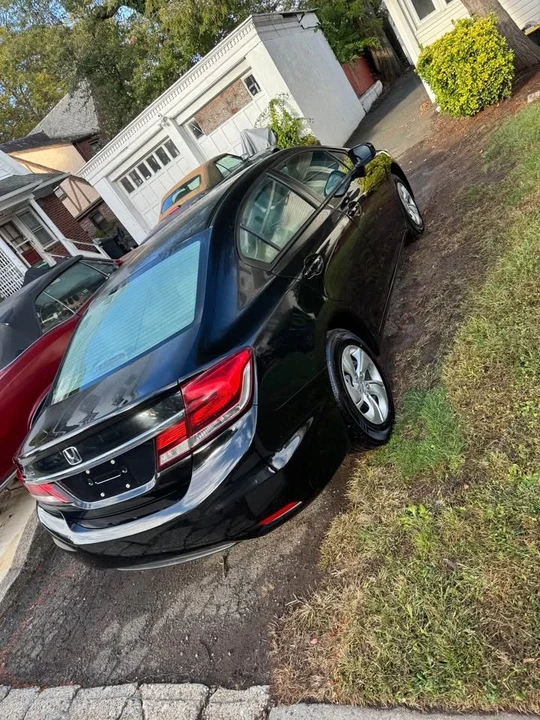 2015 Honda Civic 9th Gen - Image 5 of 8