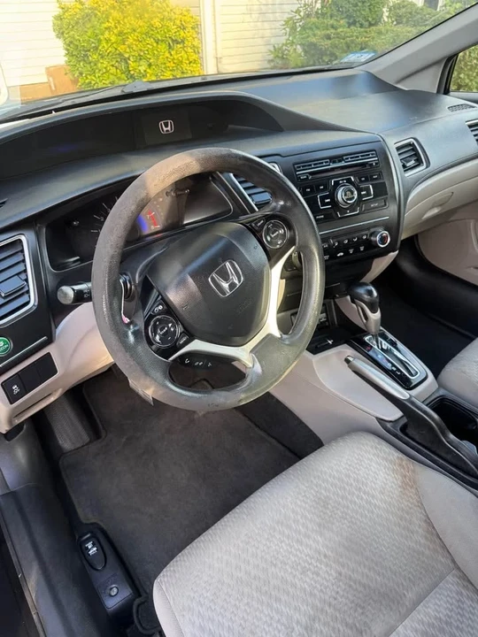 2015 Honda Civic 9th Gen - Image 6 of 8