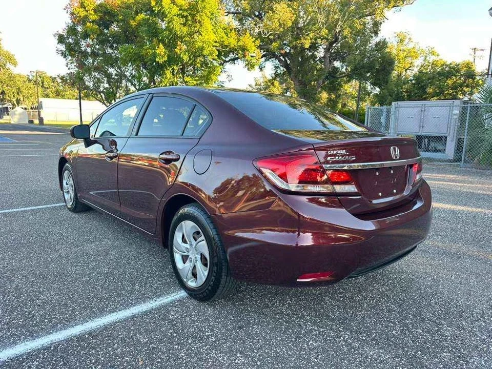 2015 Honda Civic 9th Gen - Image 9 of 17