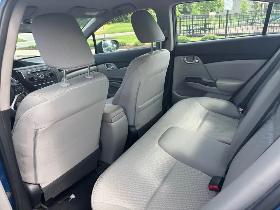 2015 Honda Civic 9th Gen - Image 8 of 12