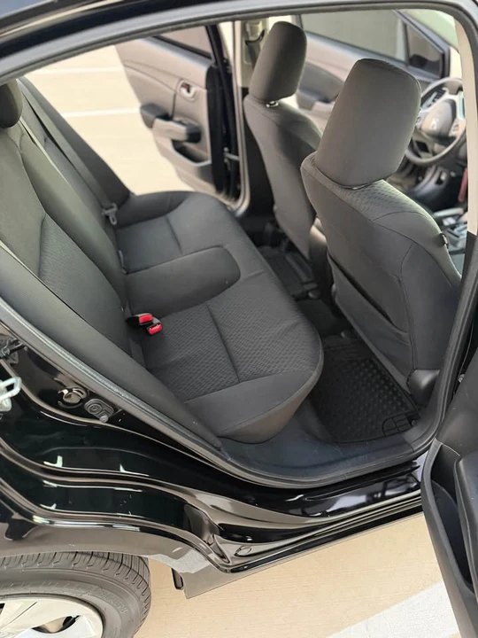 2015 Honda Civic 9th Gen - Image 8 of 17