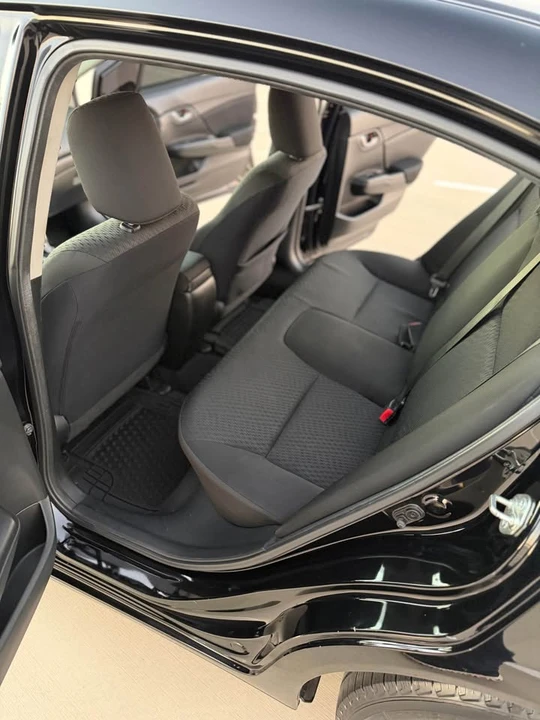 2015 Honda Civic 9th Gen - Image 7 of 17
