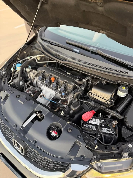2015 Honda Civic 9th Gen - Image 4 of 17