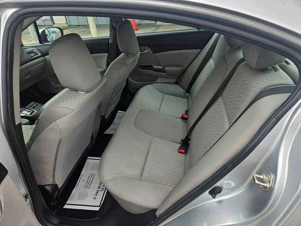 2015 Honda Civic 9th Gen - Image 4 of 5