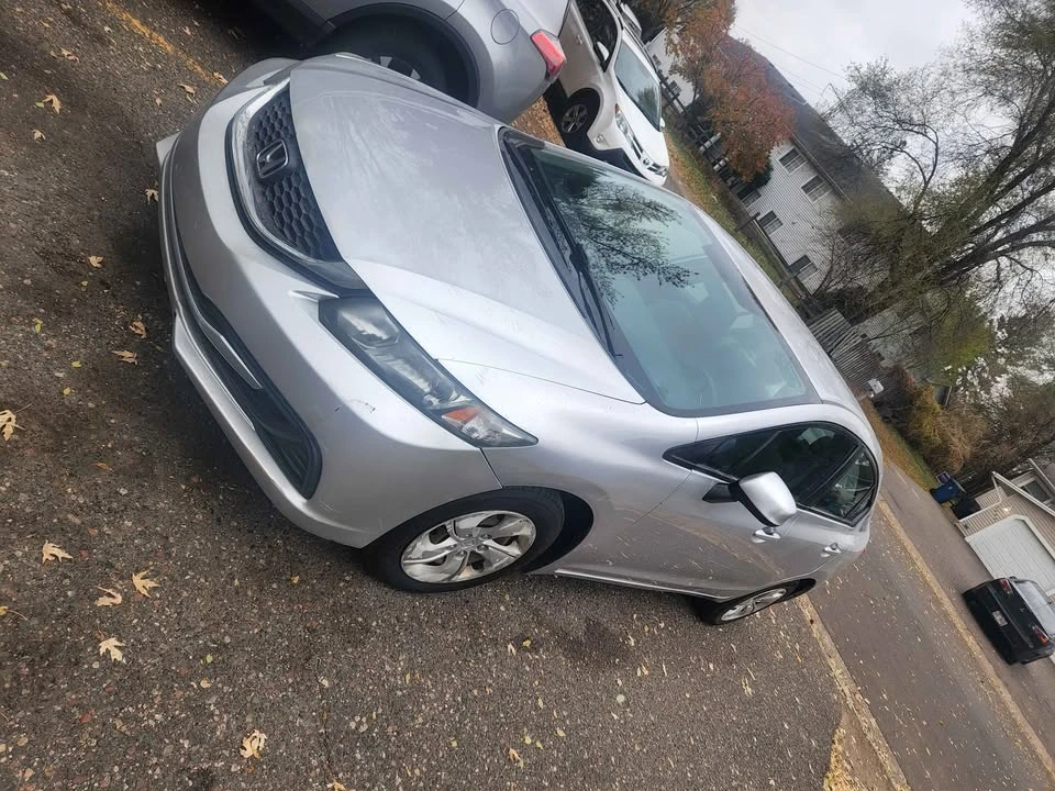2015 Honda Civic 9th Gen - Image 10 of 20