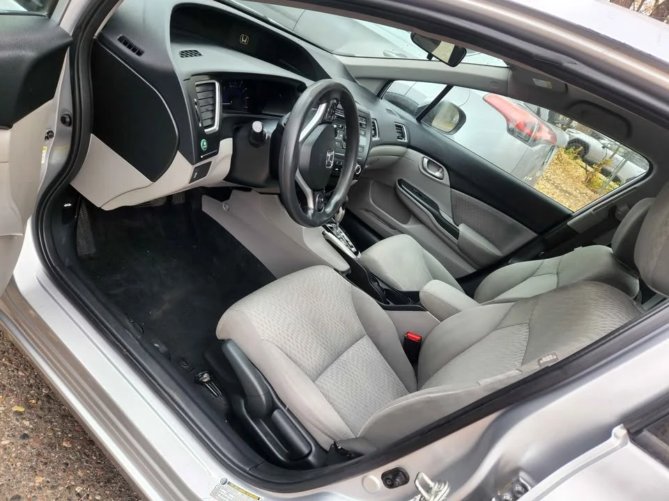2015 Honda Civic 9th Gen - Image 5 of 20