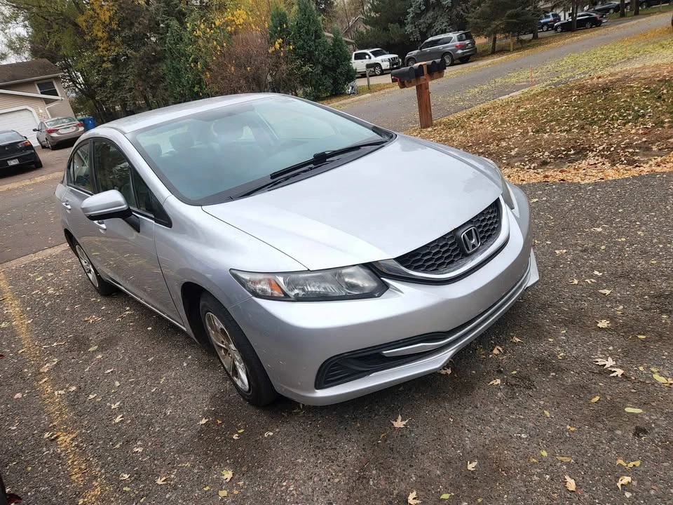 2015 Honda Civic 9th Gen - Image 19 of 20