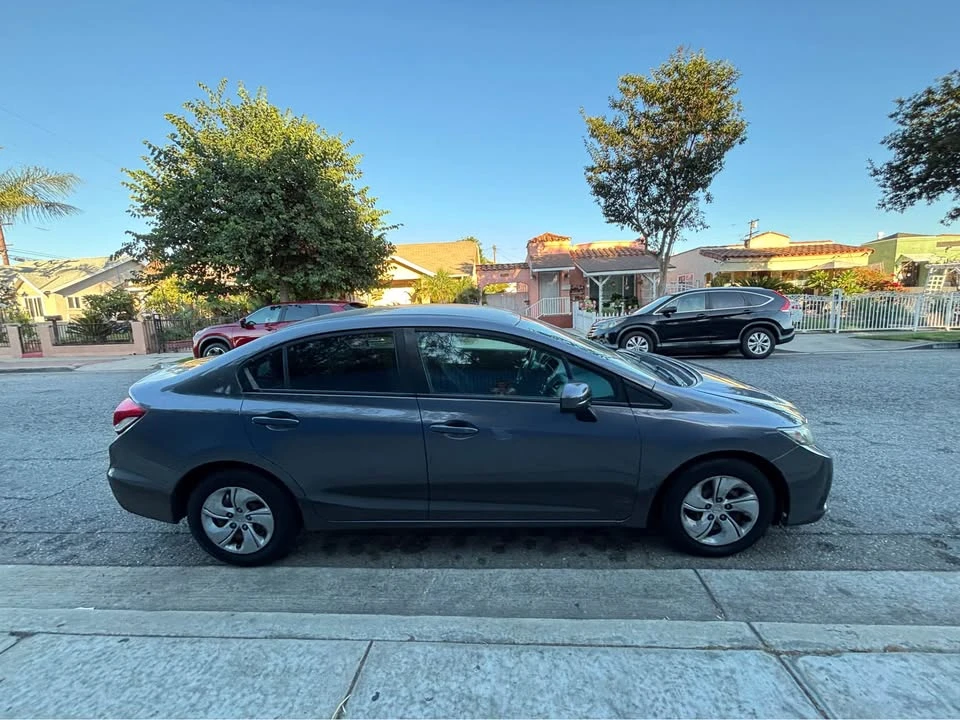 2015 Honda Civic 9th Gen - Image 5 of 18