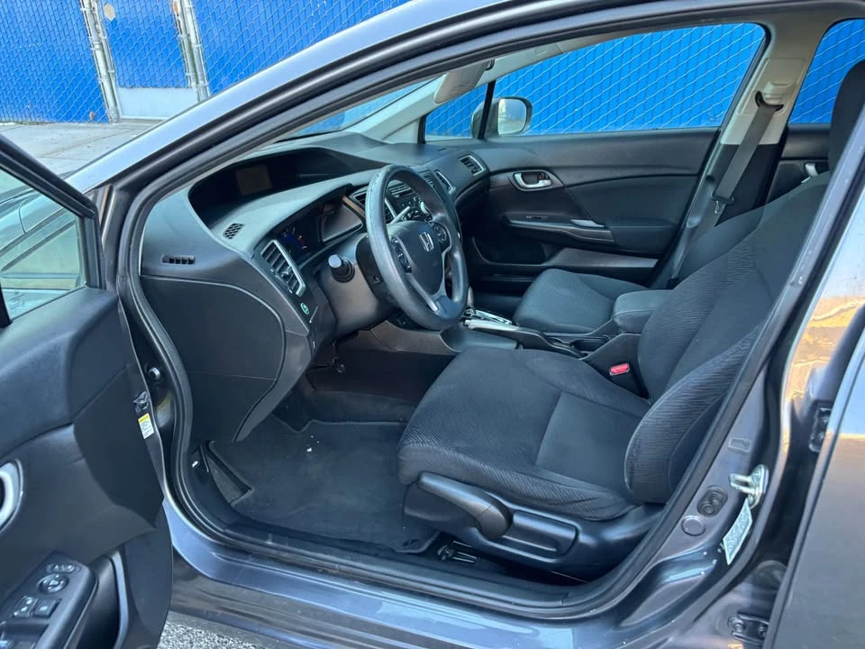 2015 Honda Civic 9th Gen - Image 9 of 18