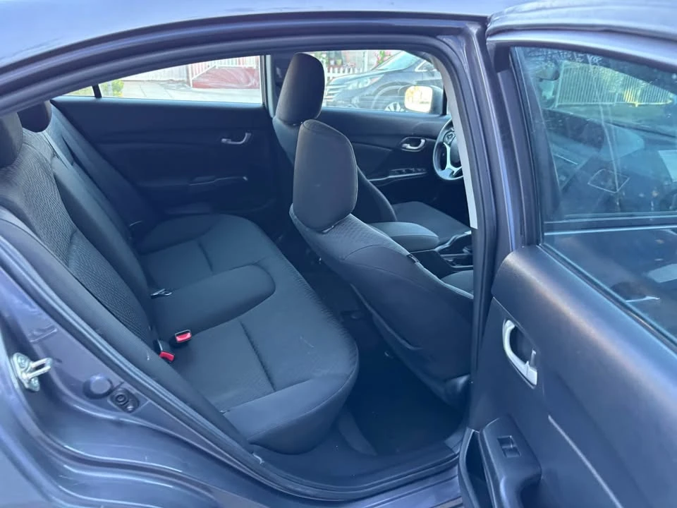 2015 Honda Civic 9th Gen - Image 15 of 18