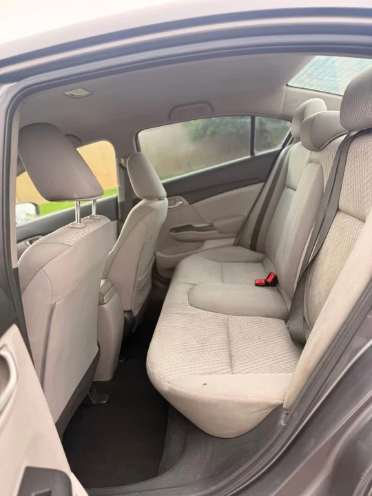 2015 Honda Civic 9th Gen - Image 11 of 16