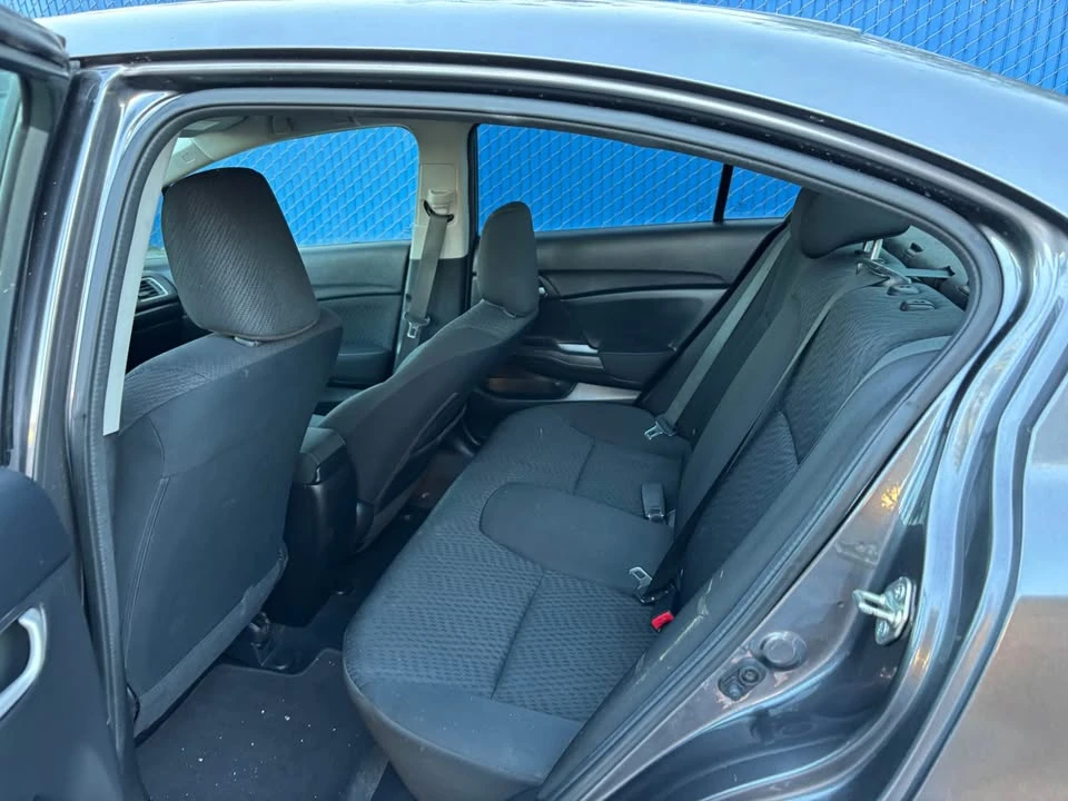 2015 Honda Civic 9th Gen - Image 16 of 18