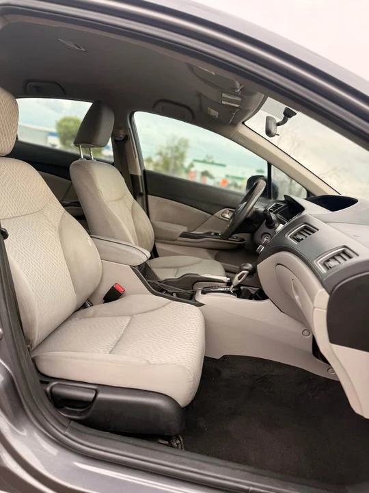 2015 Honda Civic 9th Gen - Image 14 of 16