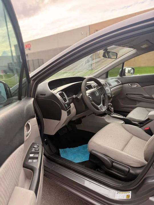 2015 Honda Civic 9th Gen - Image 12 of 16