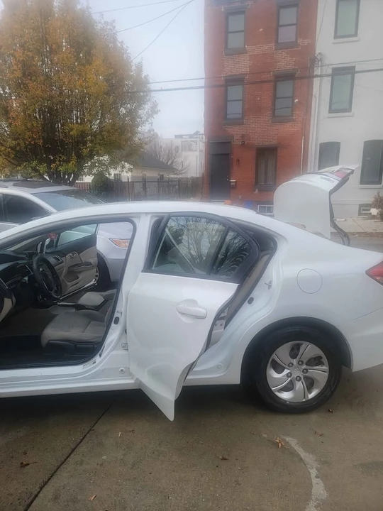 2015 Honda Civic 9th Gen - Image 18 of 19