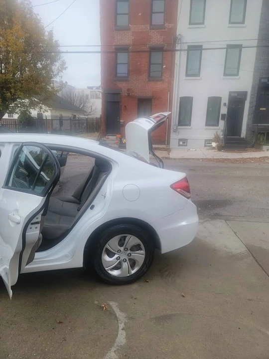 2015 Honda Civic 9th Gen - Image 17 of 19