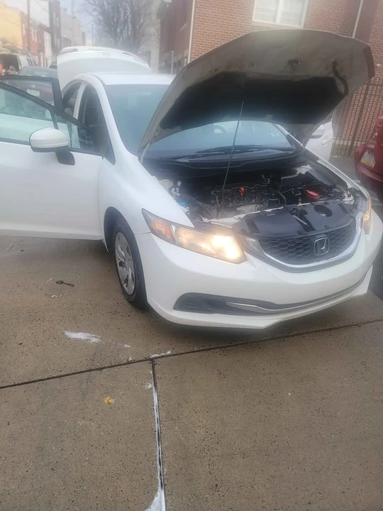 2015 Honda Civic 9th Gen - Image 12 of 19