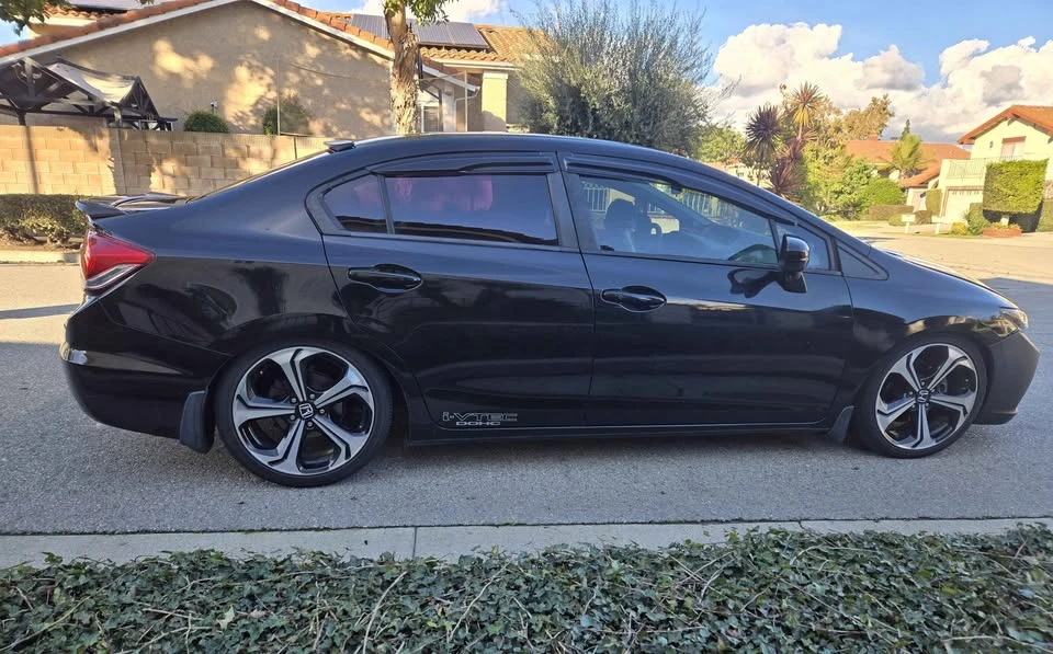 2015 Honda Civic 9th Gen - Image 5 of 7