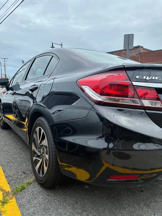 2015 Honda Civic 9th Gen - Image 7 of 8