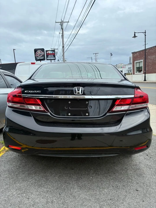 2015 Honda Civic 9th Gen - Image 8 of 8