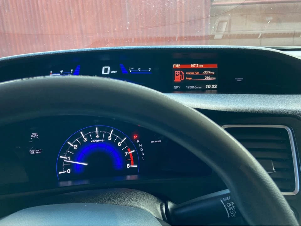 2015 Honda Civic 9th Gen - Image 8 of 12