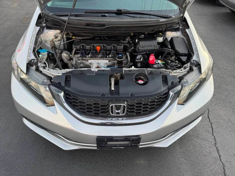 2015 Honda Civic 9th Gen - Image 14 of 18