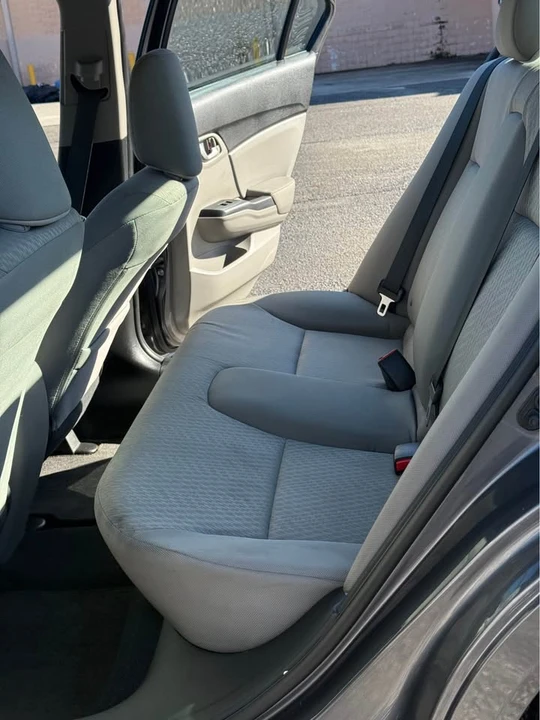 2015 Honda Civic 9th Gen - Image 11 of 16