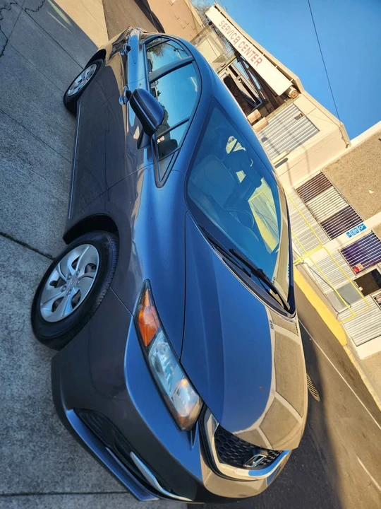 2015 Honda Civic 9th Gen - Image 3 of 13