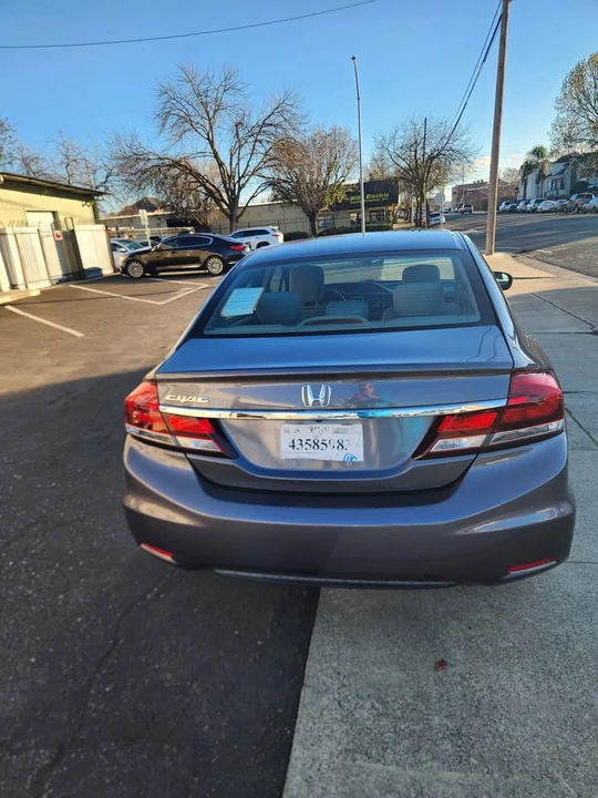 2015 Honda Civic 9th Gen - Image 4 of 13