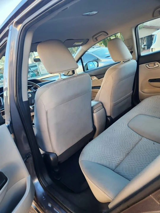 2015 Honda Civic 9th Gen - Image 11 of 13
