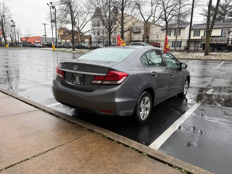 2015 Honda Civic 9th Gen - Image 7 of 18