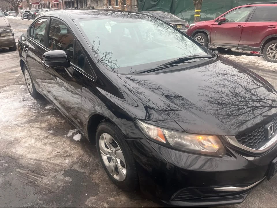 2015 Honda Civic 9th Gen - Image 15 of 20