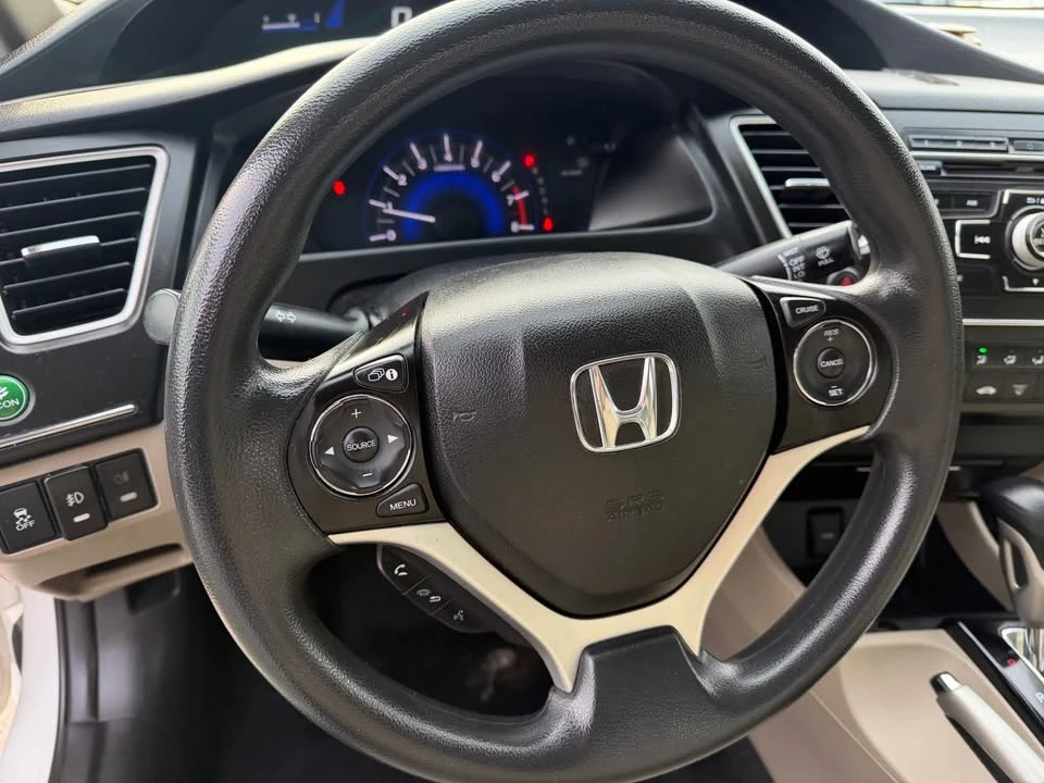 2015 Honda Civic 9th Gen - Image 16 of 17