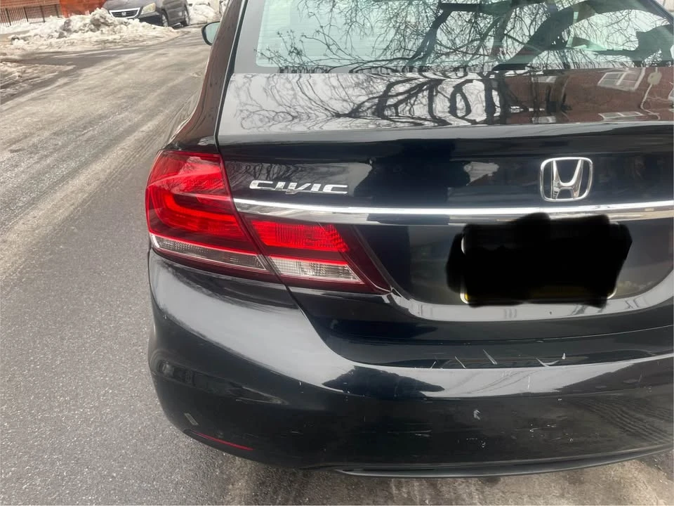 2015 Honda Civic 9th Gen - Image 10 of 20