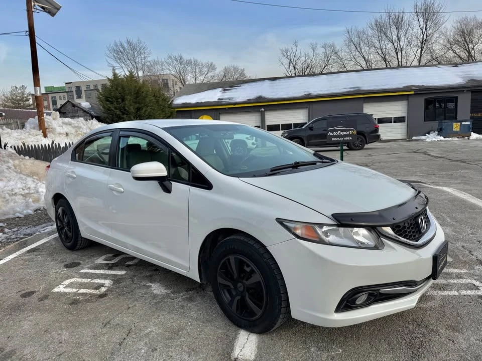 2015 Honda Civic 9th Gen - Image 9 of 17