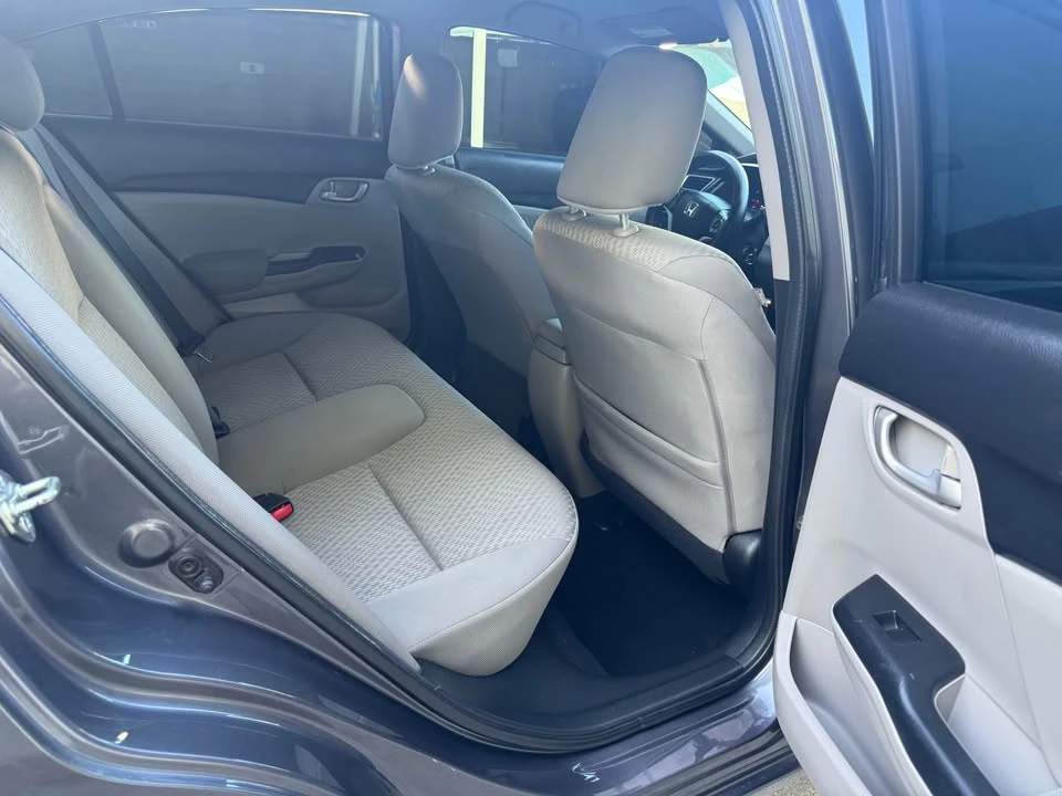 2015 Honda Civic 9th Gen - Image 12 of 17