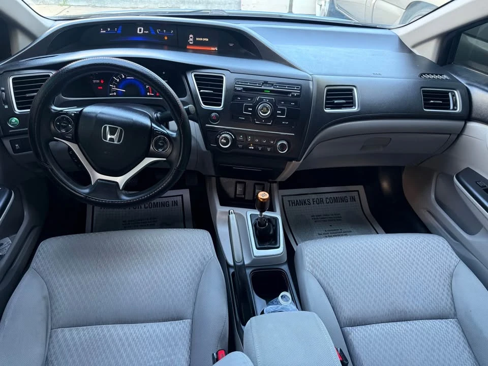 2015 Honda Civic 9th Gen - Image 13 of 17