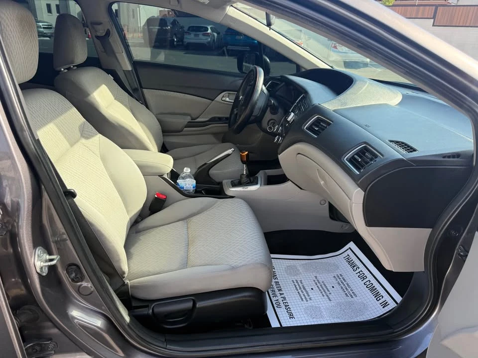 2015 Honda Civic 9th Gen - Image 14 of 17