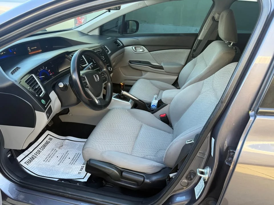 2015 Honda Civic 9th Gen - Image 10 of 17